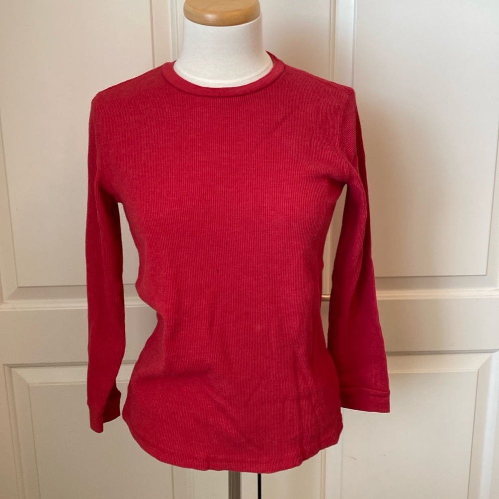 5 long sleeved waffle shirts in variety of colors and sizes